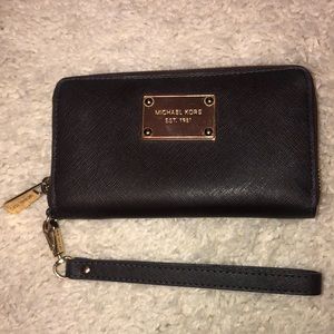 Michael Kors Wristlet